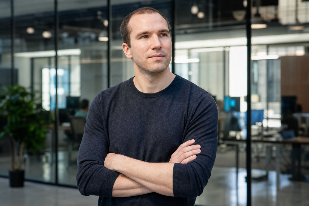 Greg Brockman prevzema produktno strategijo OpenAI: nova usmeritev po pretresih v vodstvu Greg Brockman prevzema produktno strategijo OpenAI: nova usmeritev po pretresih v vodstvu
